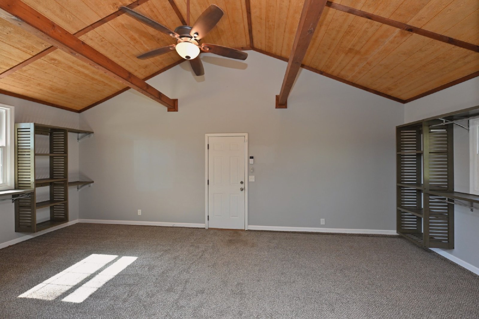 Beautifully Remodeled 3 bed, 2 bath Home property image