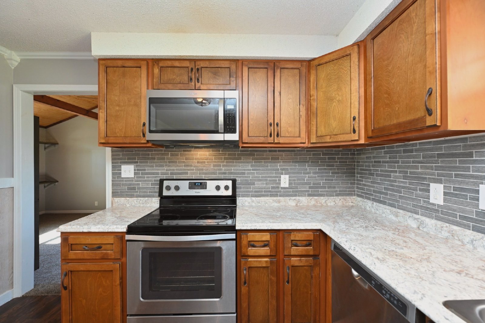 Beautifully Remodeled 3 bed, 2 bath Home property image