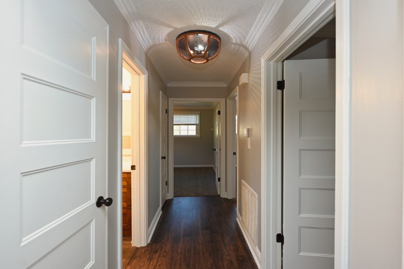 Beautifully Remodeled 3 bed, 2 bath Home property image