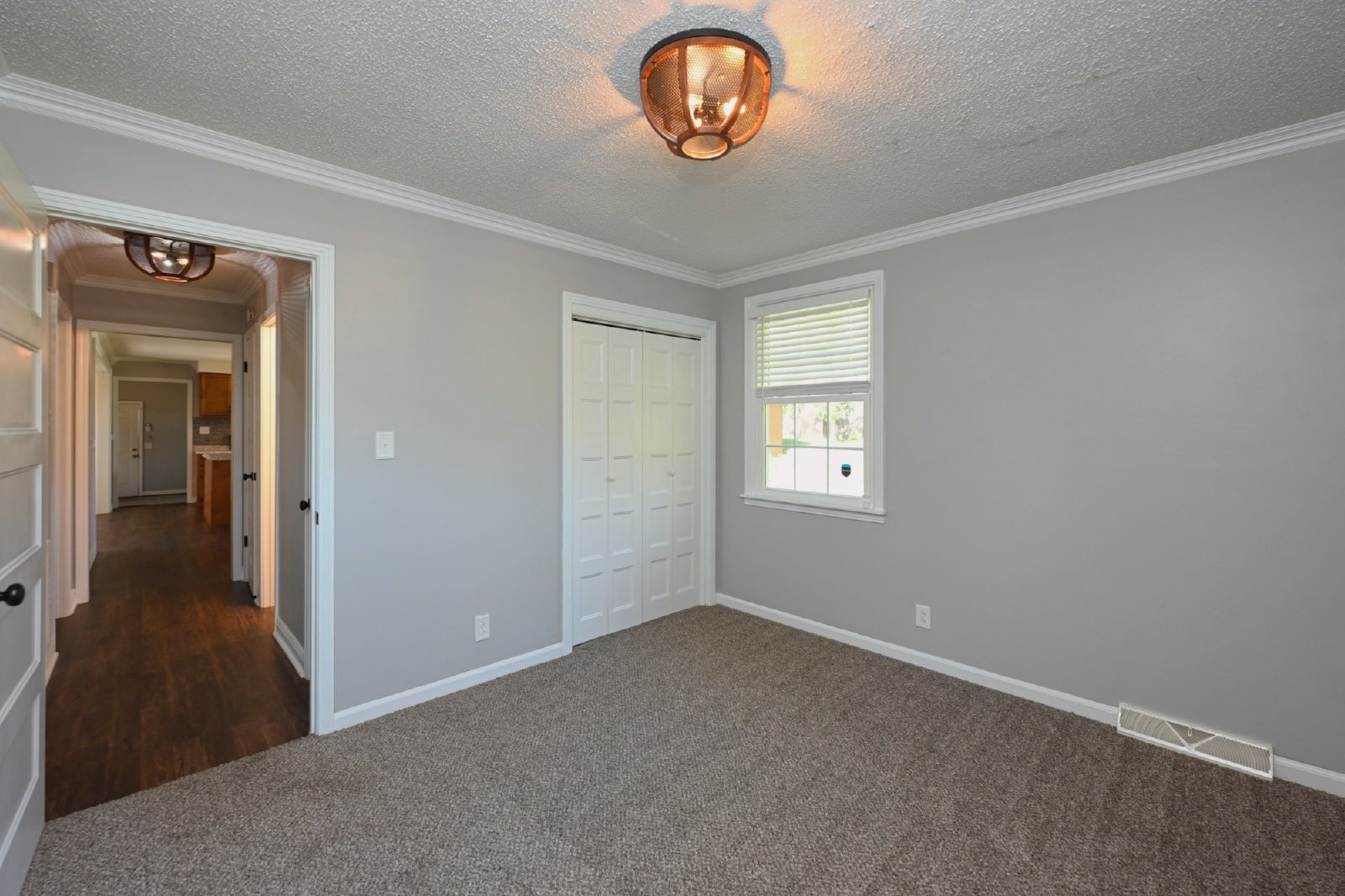 Beautifully Remodeled 3 bed, 2 bath Home property image