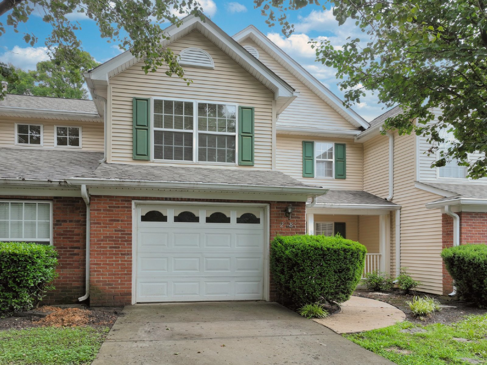 Beautiful 2BR/2.5BA Townhome in Nashboro Village property image