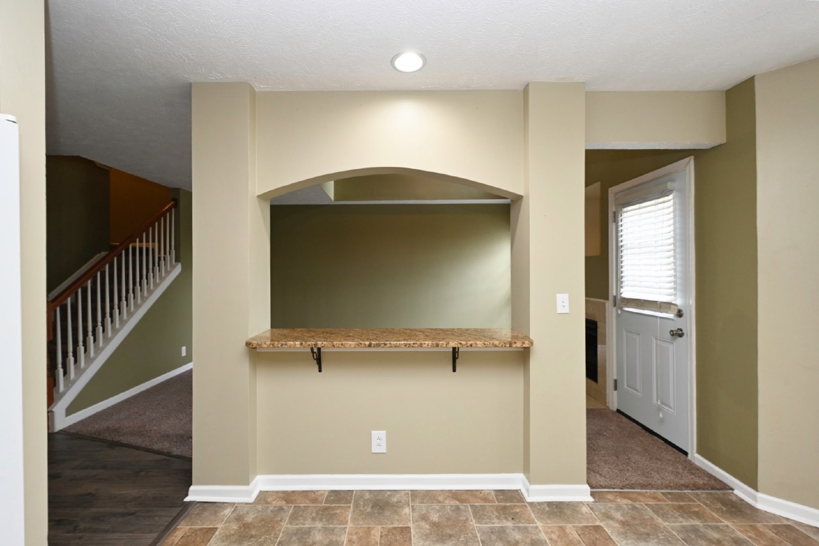 Beautiful 2BR/2.5BA Townhome in Nashboro Village property image