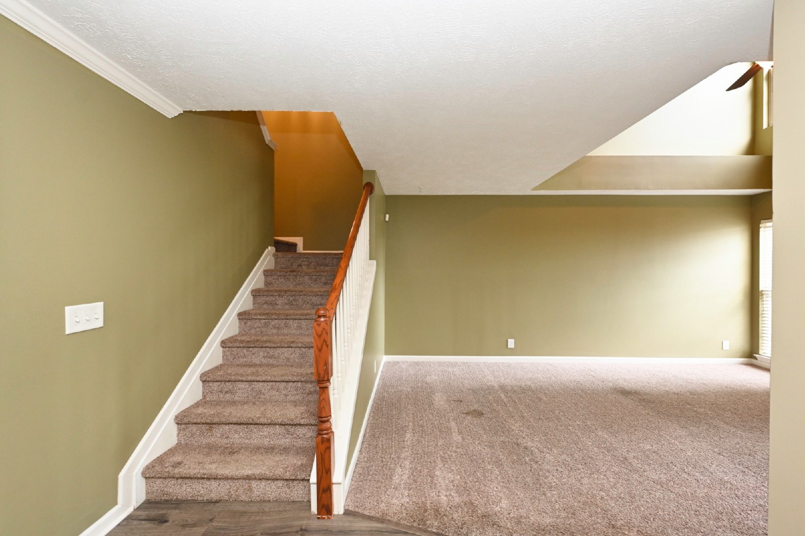 Beautiful 2BR/2.5BA Townhome in Nashboro Village property image