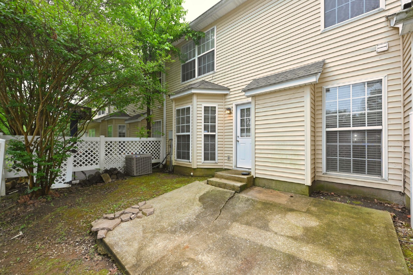 Beautiful 2BR/2.5BA Townhome in Nashboro Village property image