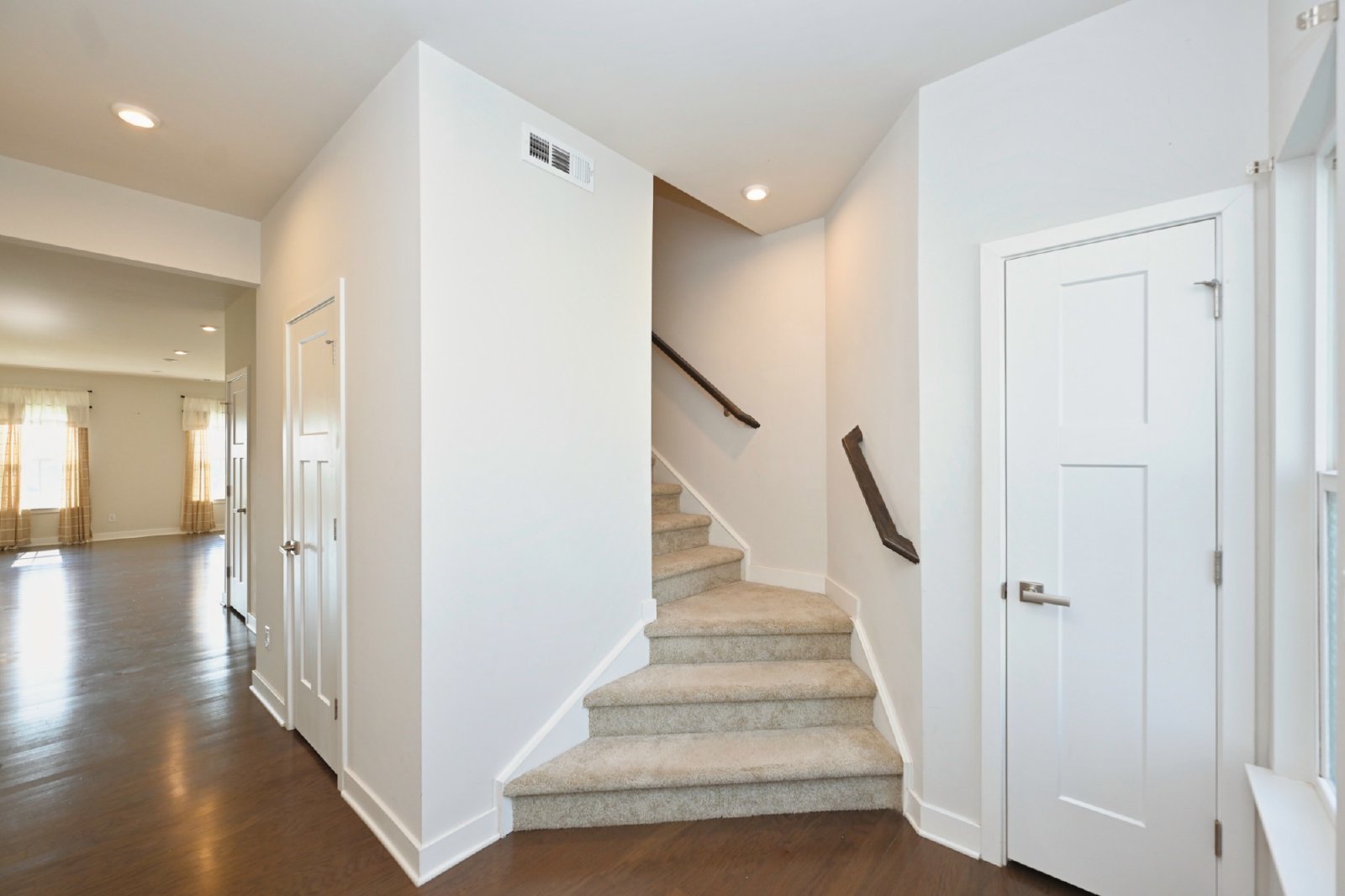 Beautiful, like new 3BR/2.5BA townhouse in Goodlettsville property image