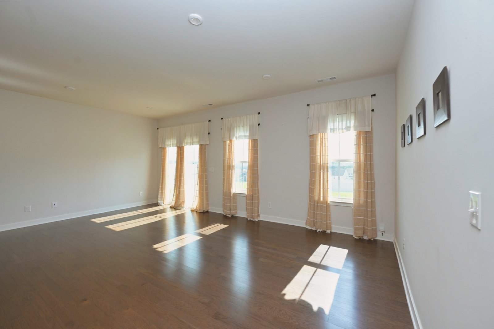Beautiful, like new 3BR/2.5BA townhouse in Goodlettsville property image