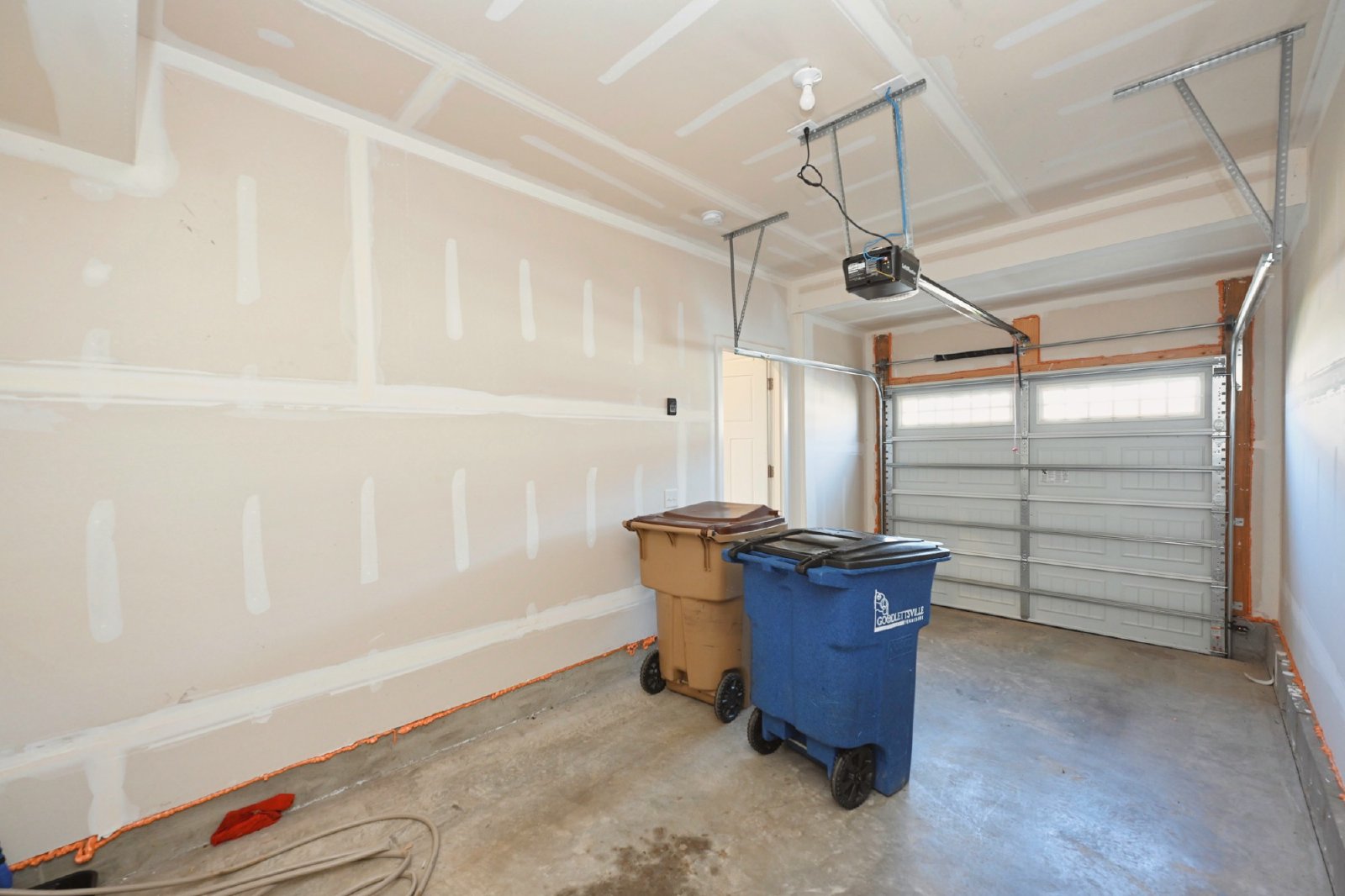 Beautiful, like new 3BR/2.5BA townhouse in Goodlettsville property image